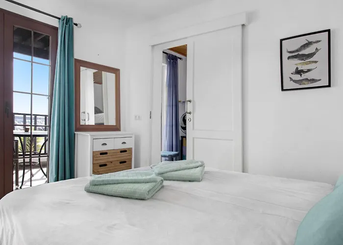 Puerto Chico 1 * Playa Blanca