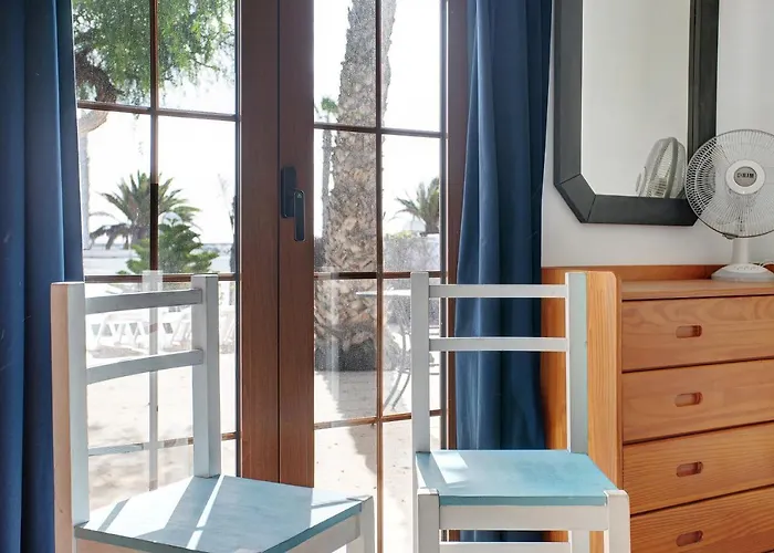 Puerto Chico 1 Apartment *