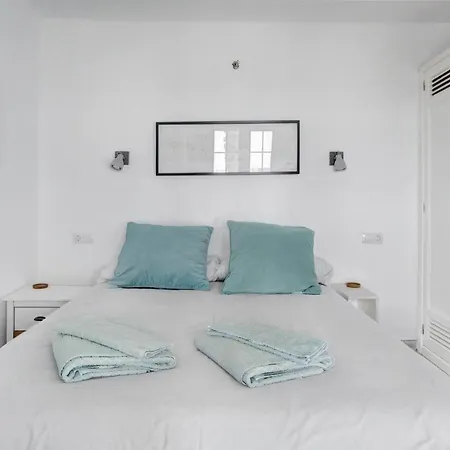 Apartment Puerto Chico 1 *